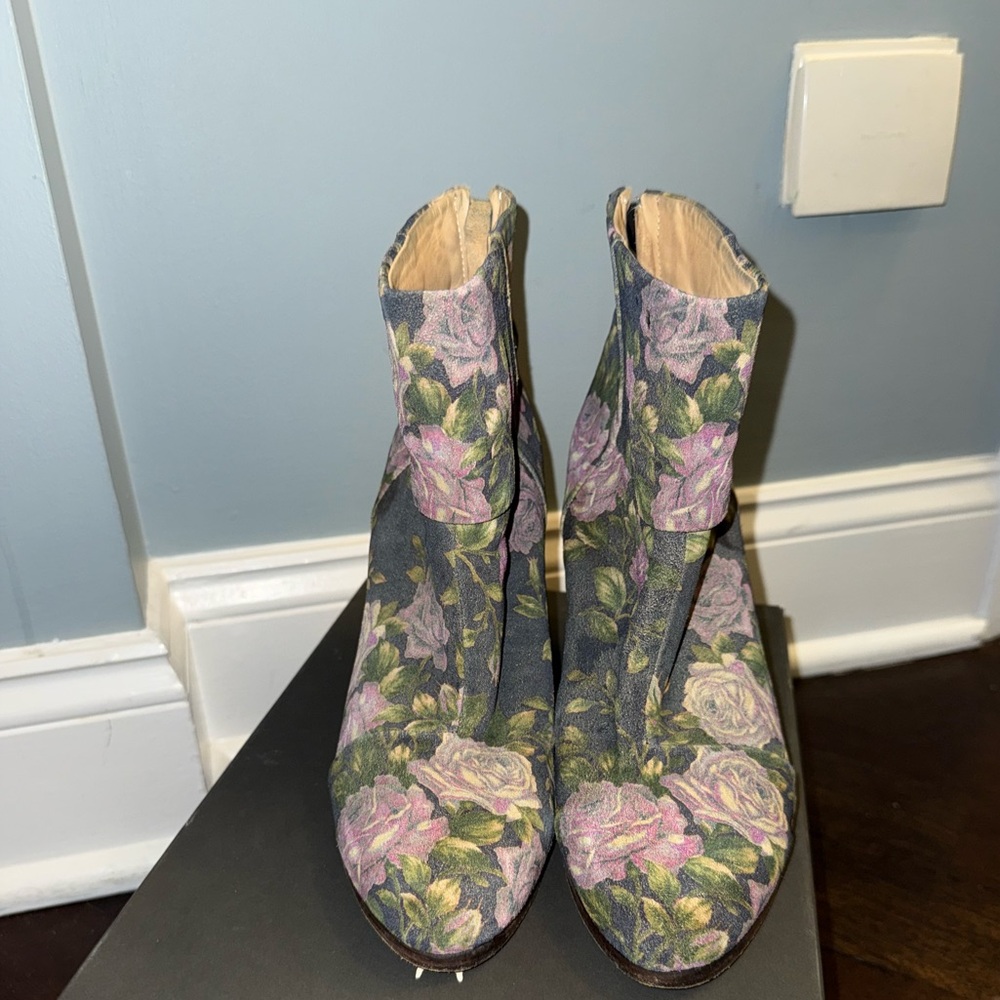rag & bone Newbury Navy floral 8.5 EUC - Picture 3 of 8
